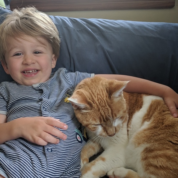 Meet your Posher, Jillian - Picture 1 of 4